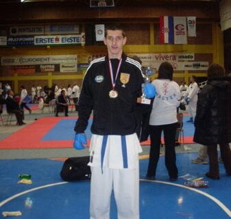 Mirnes